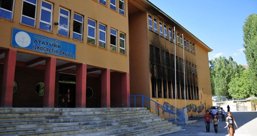 Şemdinli’de Öğretmen Atamasına Emniyet’ten Ayar
