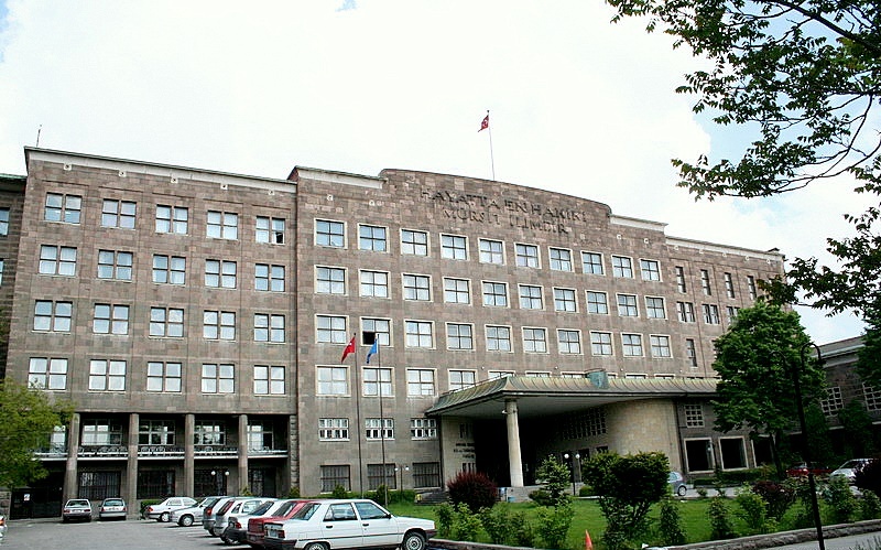 70 Akademisyene 657’den Soruşturma
