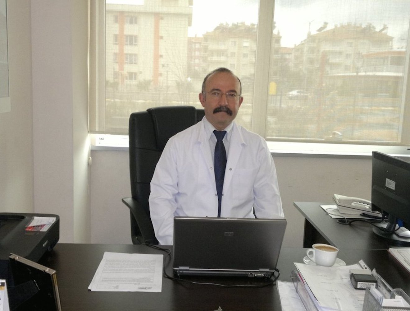 Barış Bildirisine İmza Atan Eski Rektör Görevden Uzaklaştırıldı
