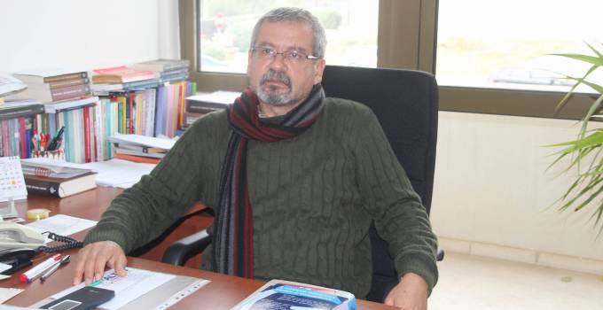 İşten Atılan Akademisyen İçin Yürütmeyi Durdurma Kararı