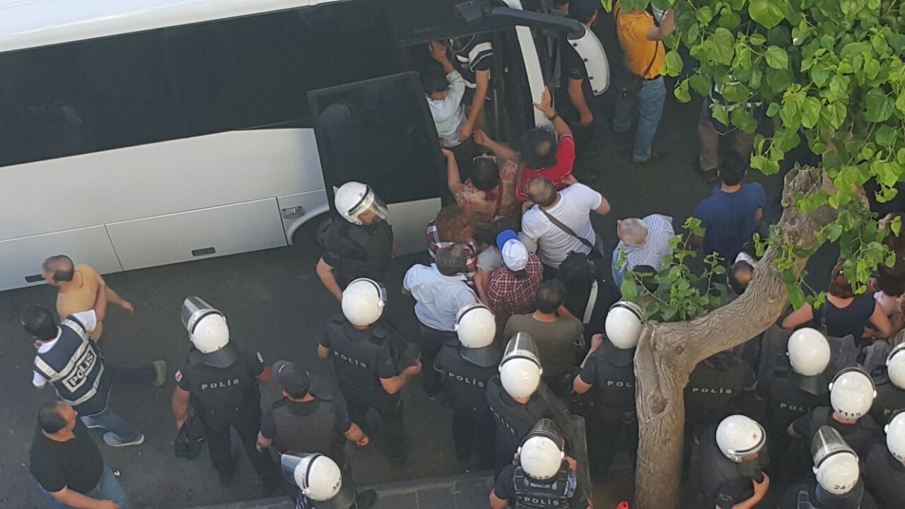 Diyarbakır’da Destek Eylemine Gözaltı