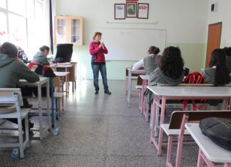 Sendikamızın “Özgür Giyim” Kararına Uyan Kamu Görevlisinin Disiplin Cezası ile Cezalandırılmayacağına İlişkin Karar